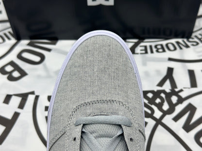 BASKETS POUR HOMME D&C neuves tailles 43