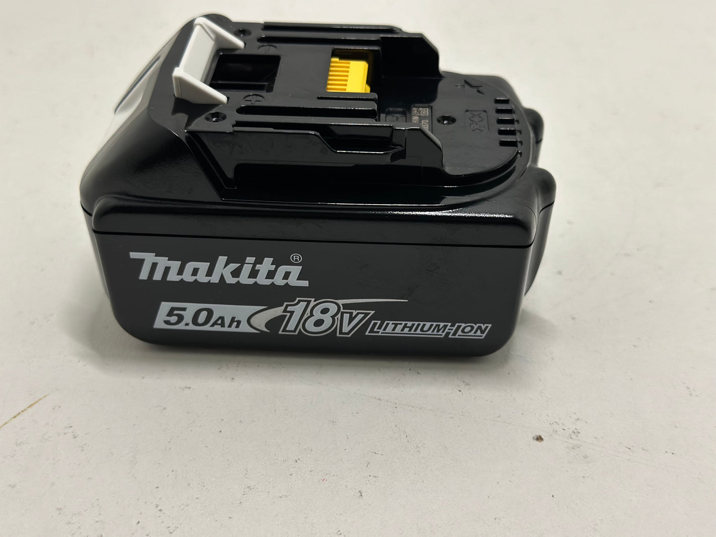 Batterie pour outil sans fil 18V Li-Ion LXT 5,0 Ah avec indicateur de charge - MAKITA BL1850B