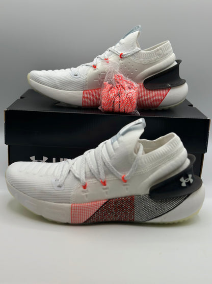 UNDER ARMOUR

Baskets UA HOVR Phantom 3 Launch White Red