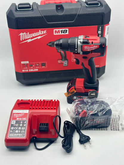 milwaukee M18 CBLDD 502c Perceuse visseuse compacte BRUSHLESS 5.0ah X2 + Coffret