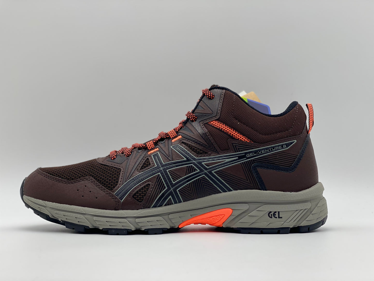 Baskets haute Asics neuves et authentique taille 44