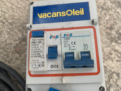 Cofret Rallonge électrique avec disjoncteur intégré et câble Très Bon Etat