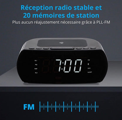 MEDION Radio-réveil avec Station de Charge sans Fil (Radio-réveil FM numérique, Qi Pad de Charge Rapide pour Smartphones, Bluetooth, Sleep Timer, réveil, variateur, AUX, USB) Noir