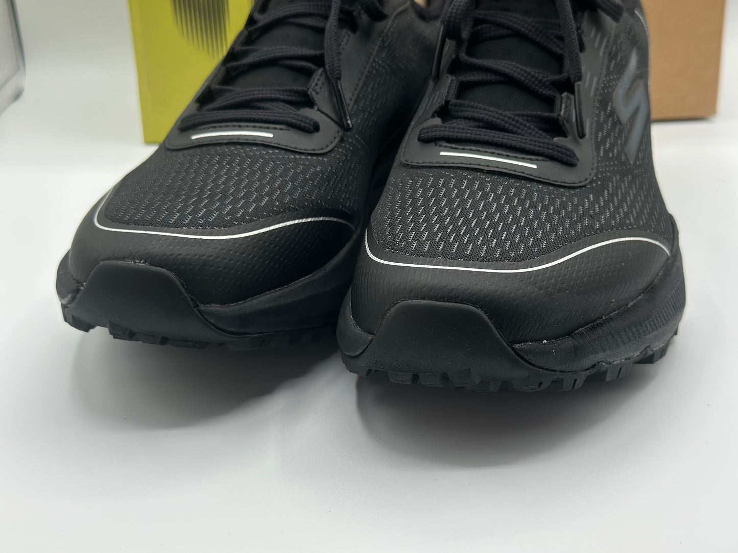 Skechers Performance GO RUN PULSE TRAIL - Trail running shoes