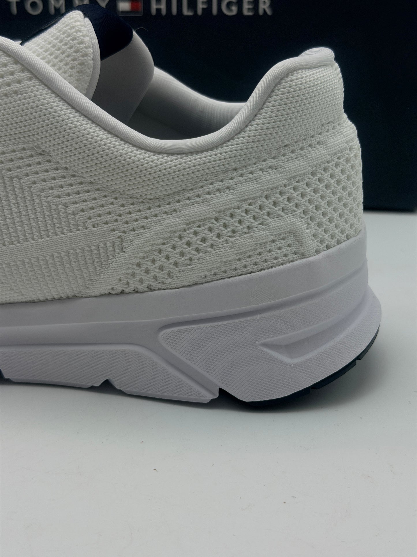 Tommy Hilfiger
MODERN COMFORT RUN - Baskets basses - white
