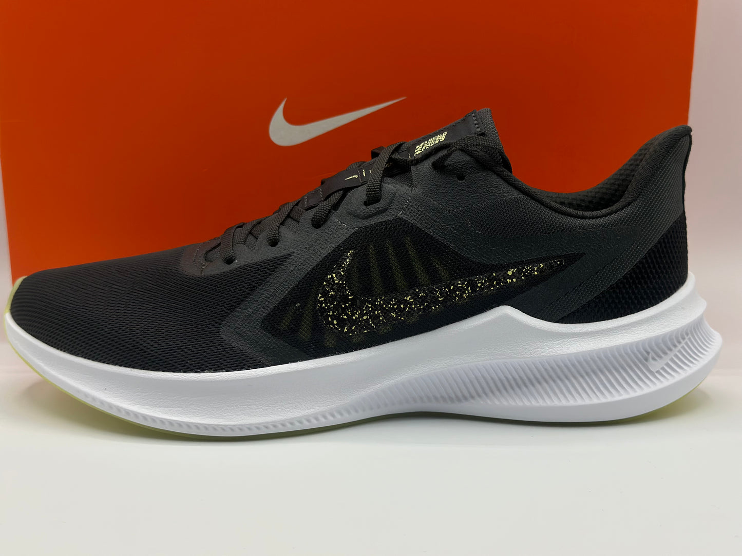 Nike, Basker. Homme neuve et authentique taille 43
