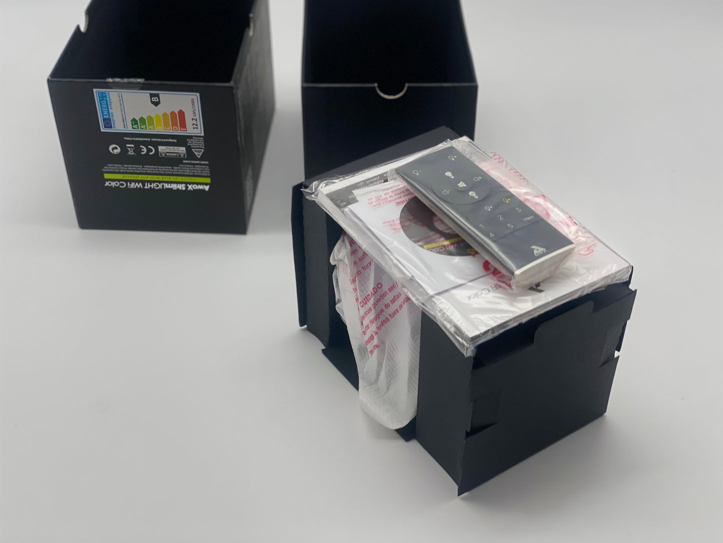 Ampoule WiFi AwoX StriimLIGHT avec haut parleur intégrée