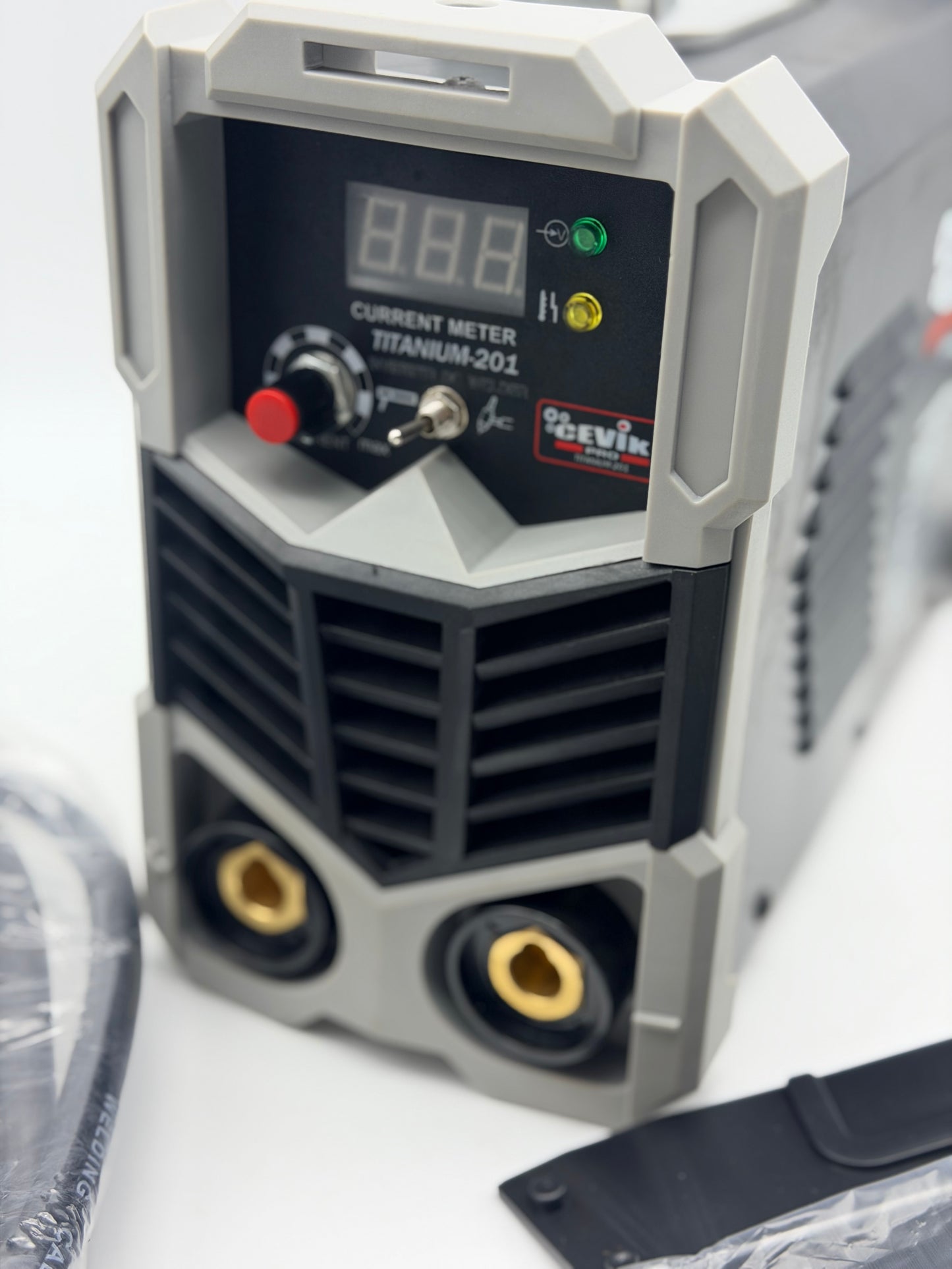 Poste a soudés Cevik Pro CE TITANIUM201 Equipement de Soudage Inverter MMA 200A Professionnel