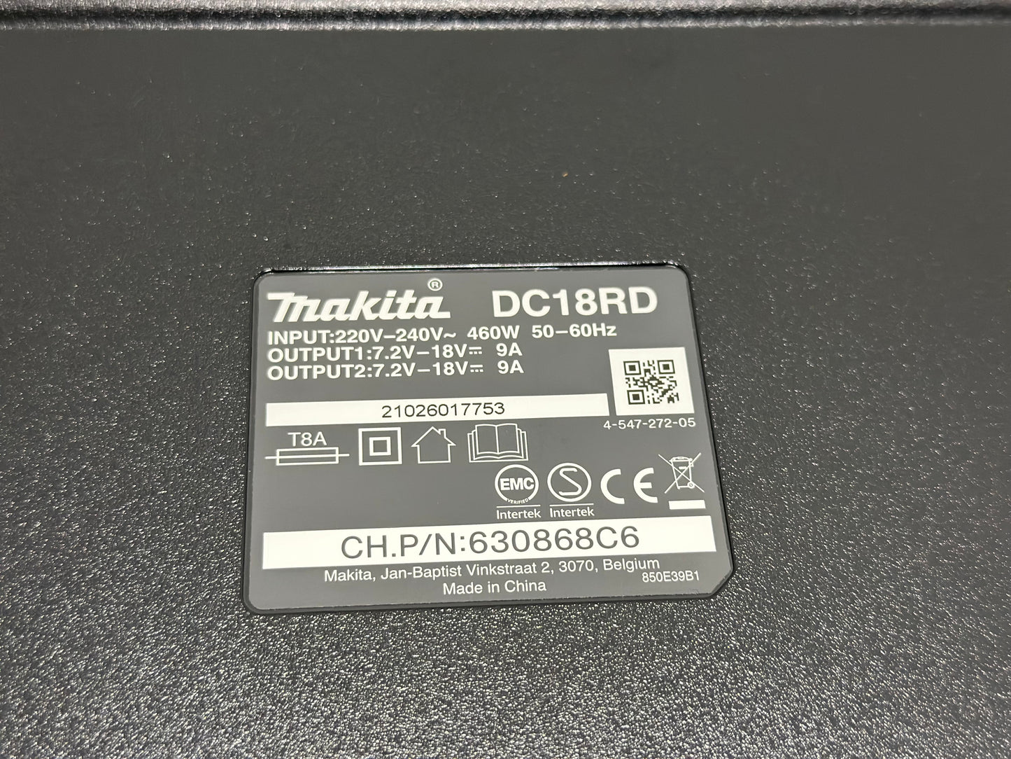 Chargeur rapide pour 2 batteries Li-Ion 14,4 à 18 V - MAKITA DC18RD