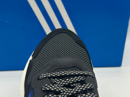 adidas Nite Jogger
Noir de base Bleu puissant