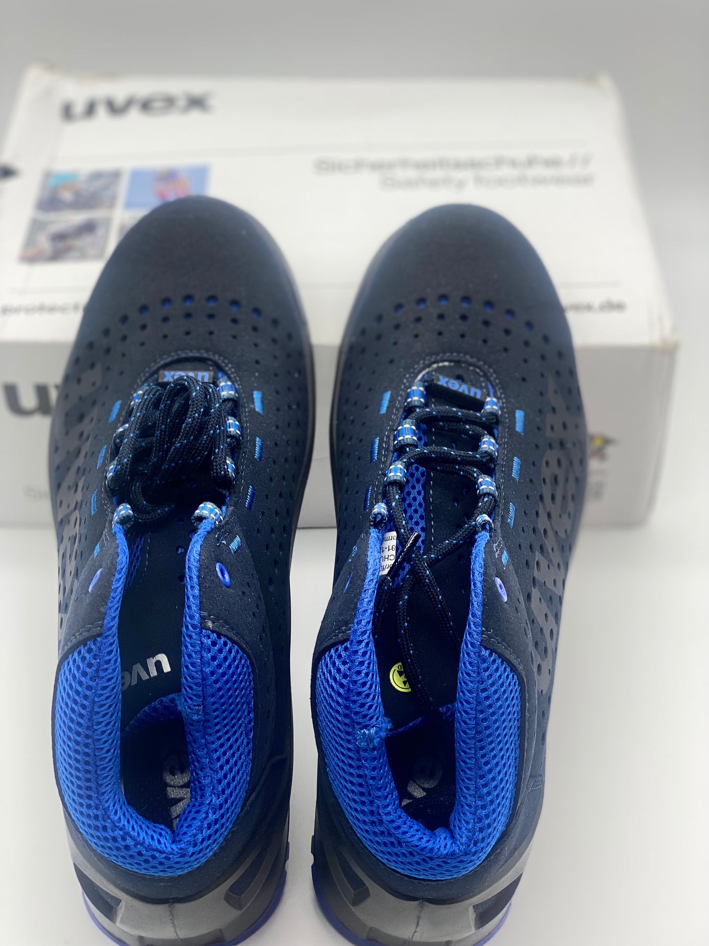 Uvex Baskets de Securite - Chaussure de Travail Montante Perforée - Homme Bleu - Antidérapante - Embout de Protection des Orteils taille 44