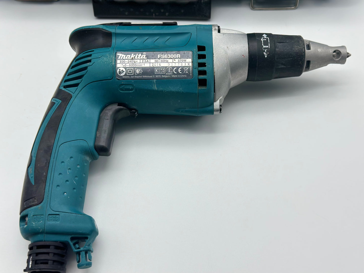 Visseuse plaque de plâtre 570 W - Makita FS6300R parfait état