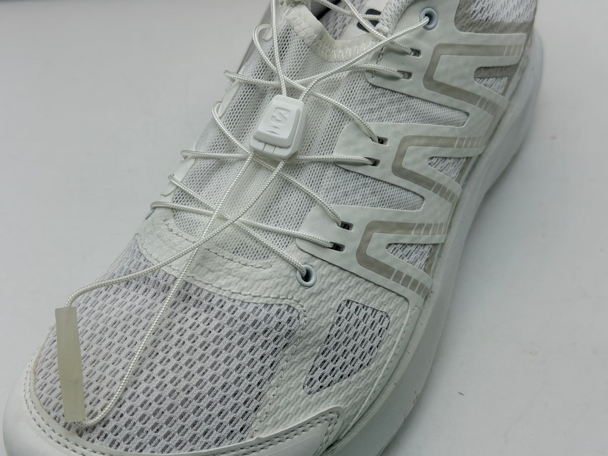 Chaussures de running Salomon blanches légères et confortables