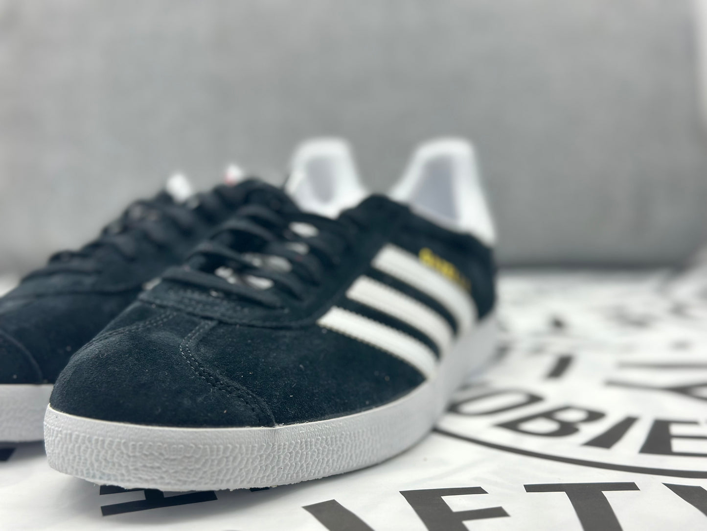 CHAUSSURE ADIDAS GAZELLE