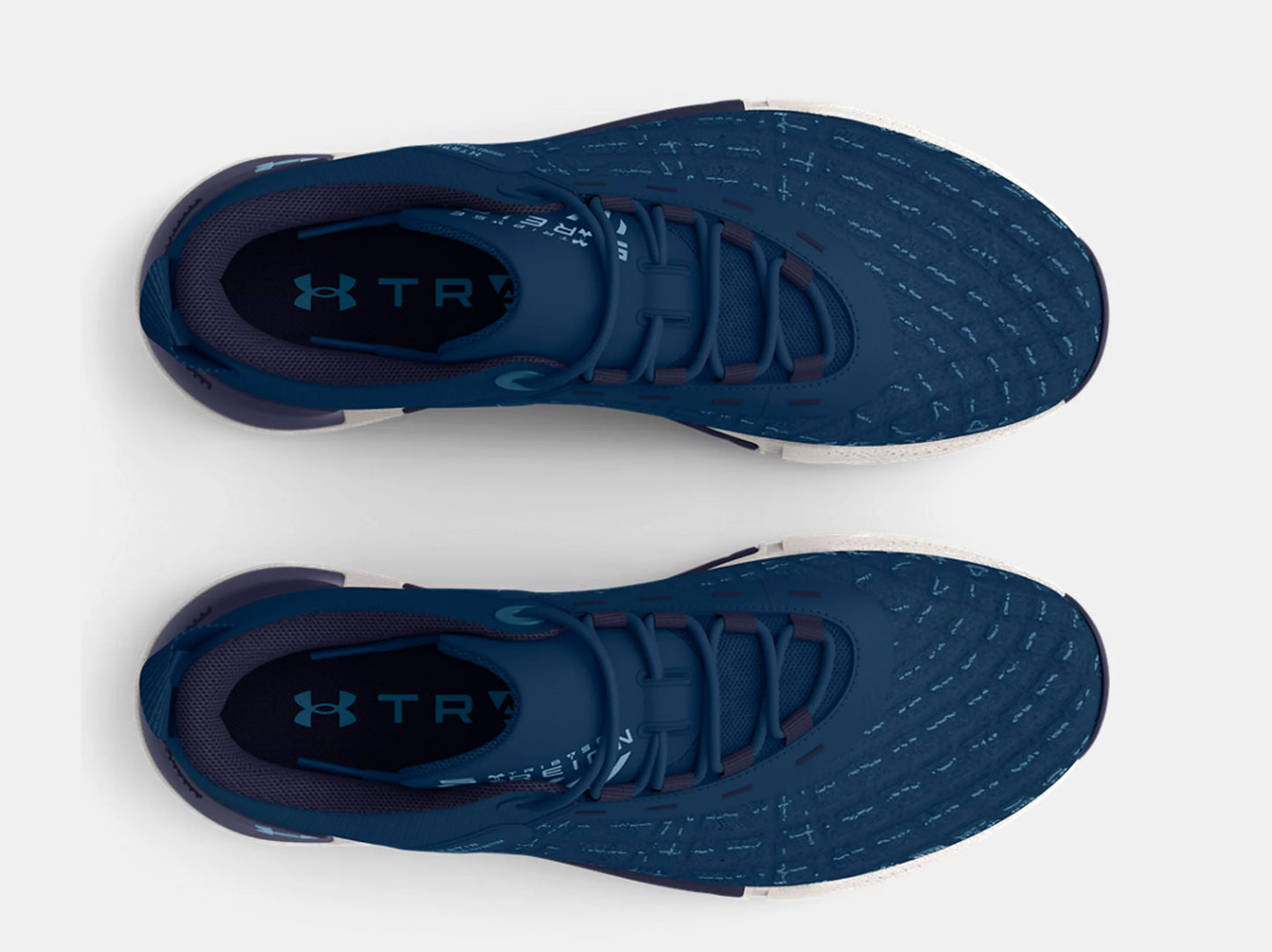 Chaussure de training UA TriBase pour homme neuves et authentique taille 43