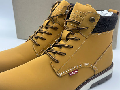 Chaussures montantes LEVI’S taille 44 neuves et authentique pour homme