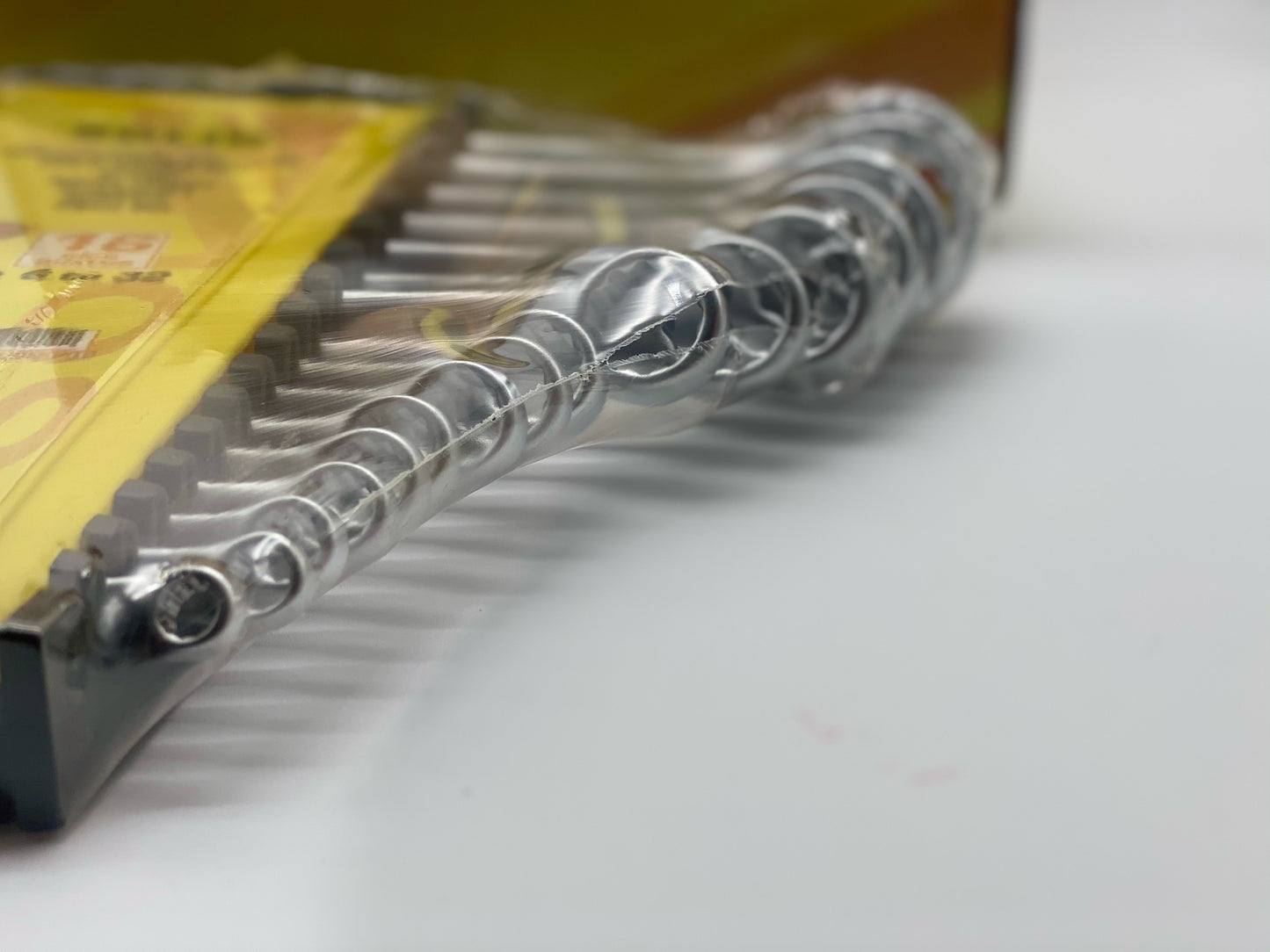 Jeux de 16 pièces clés avec chrome vanadium neuves