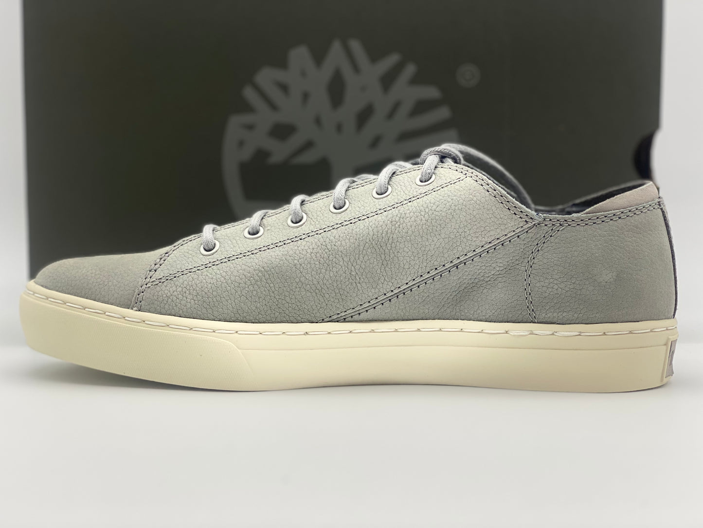 Chaussures Timberland neuves et authentique taille 43,5