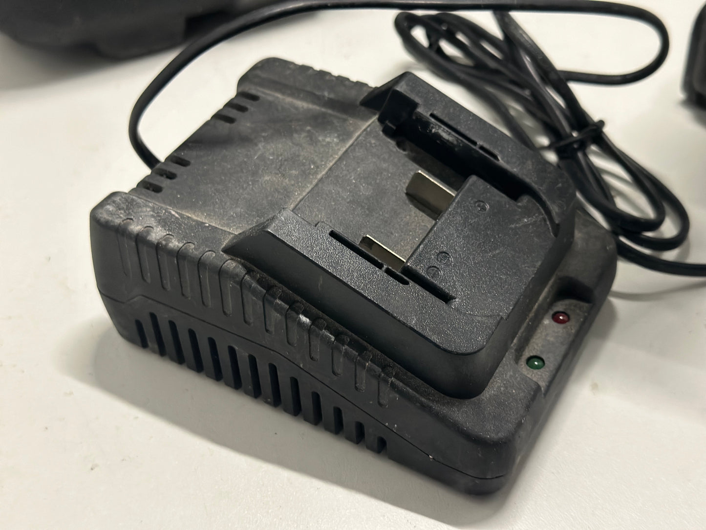 DURO Marteau perforateur sans fil 20 V parfait état de marche