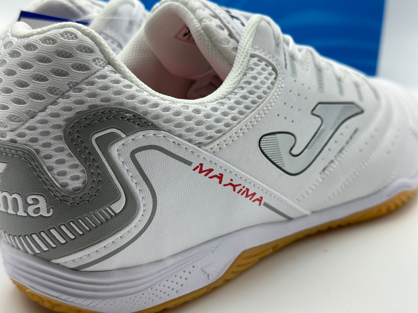 CHAUSSURES FUTSAL BLANC taille 43,5