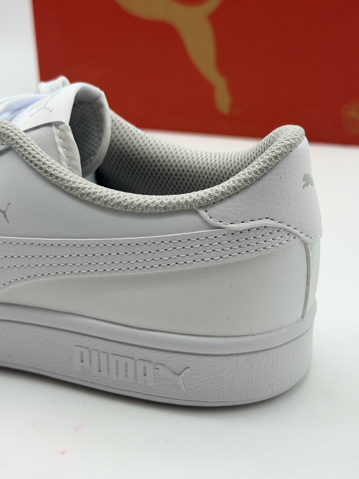 PUMA Unisex Smash V2 L2 jr -Top Sneakers