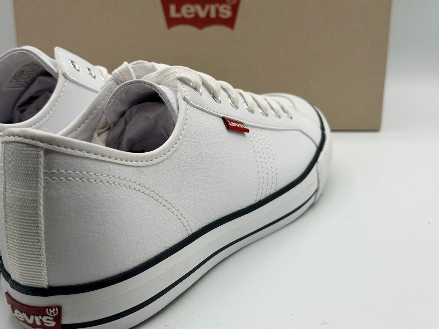 LEVI'S Baskets Hernandez Regular noir/blanc