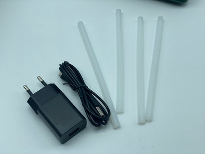 Pistolet à colle Bosch - Livré avec chargeur micro-USB + 4 bâtonnets de colle