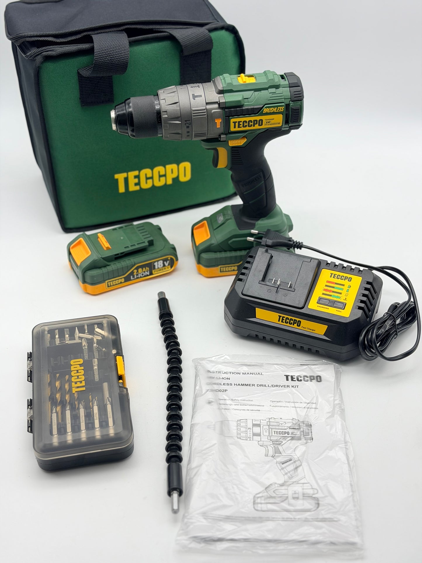 TECCPO Perceuse Visseuse sans Fil Brushless, 18V Perceuse a Percussion(60Nm), 30min Rapide Chargeur, 2×2.0Ah Batteries, 13mm Mandrin, 2 Vitesses (0-550/2000 tr/min), 35pcs Gratuit Accesoires-TDHD02P