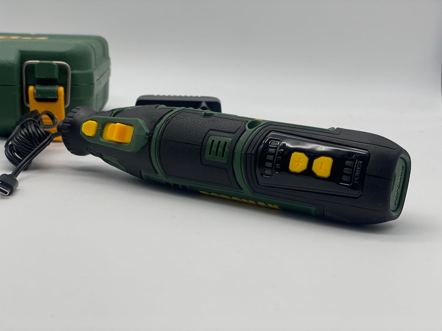 Outil Rotatif Multifonction, 4V Outil Rotatif Sans-fil 2.0Ah Batterie, 5-Vitesses, Type-C USB, neuve