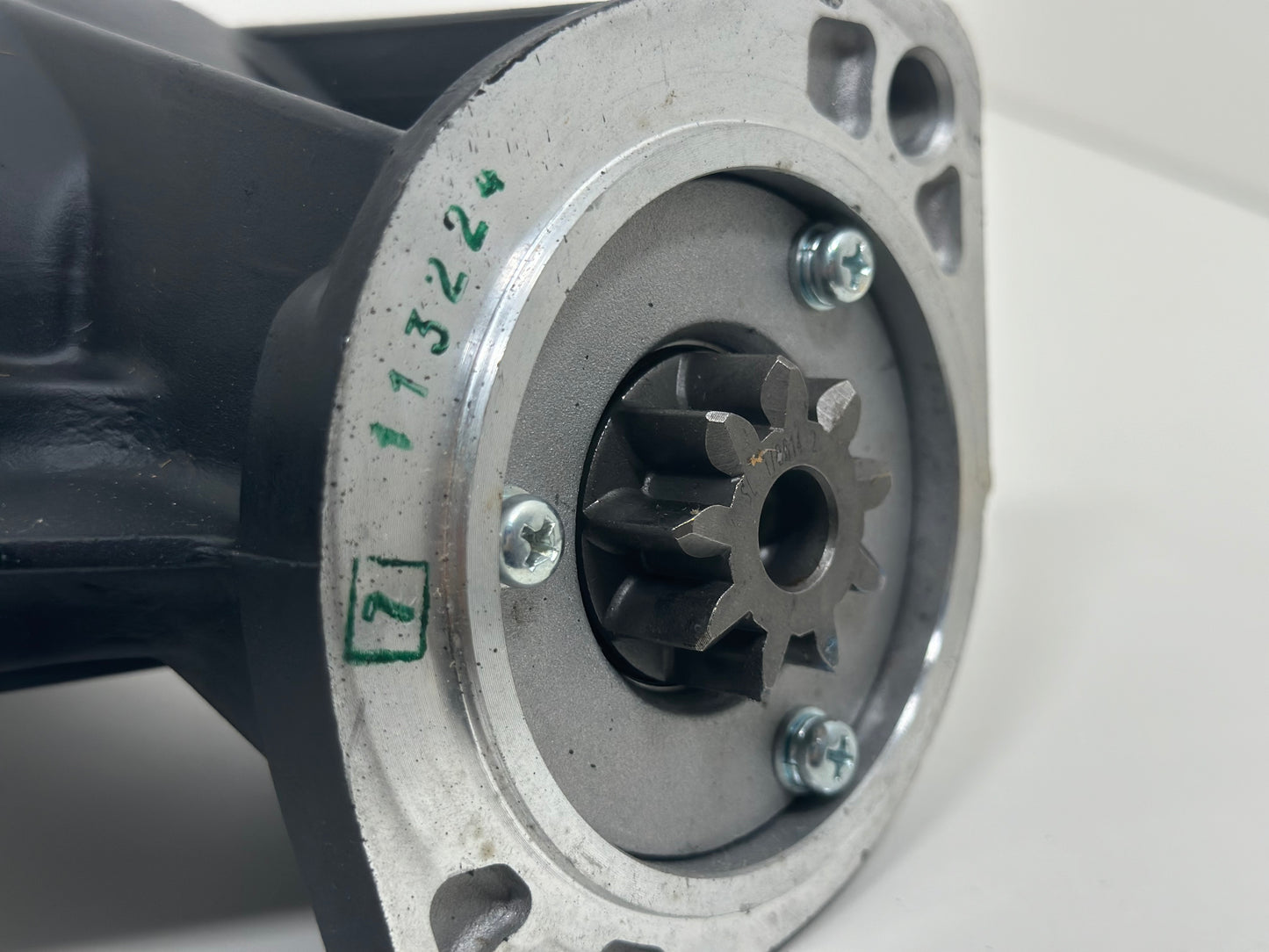 QUINTON HAZELL QRS1889 Démarreur pour NISSAN LAUREL, PATROL
12V, 2kW, Nbr. dents: 9, li 60
Réf.: QRS1889
EAN: 5050438395655