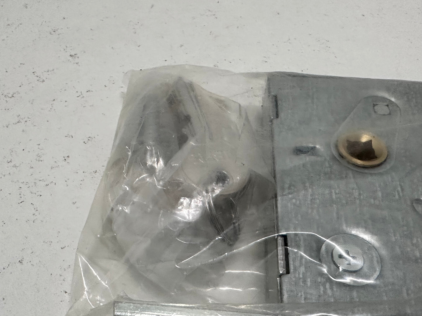 IBFM 447 Serrure à crochet à encastrer, 60 mm