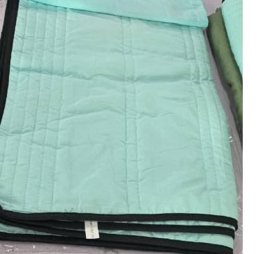 Couette "Arctic-Cloud" – Couverture Rafraîchissante & Ultra-Légère pour l'Été