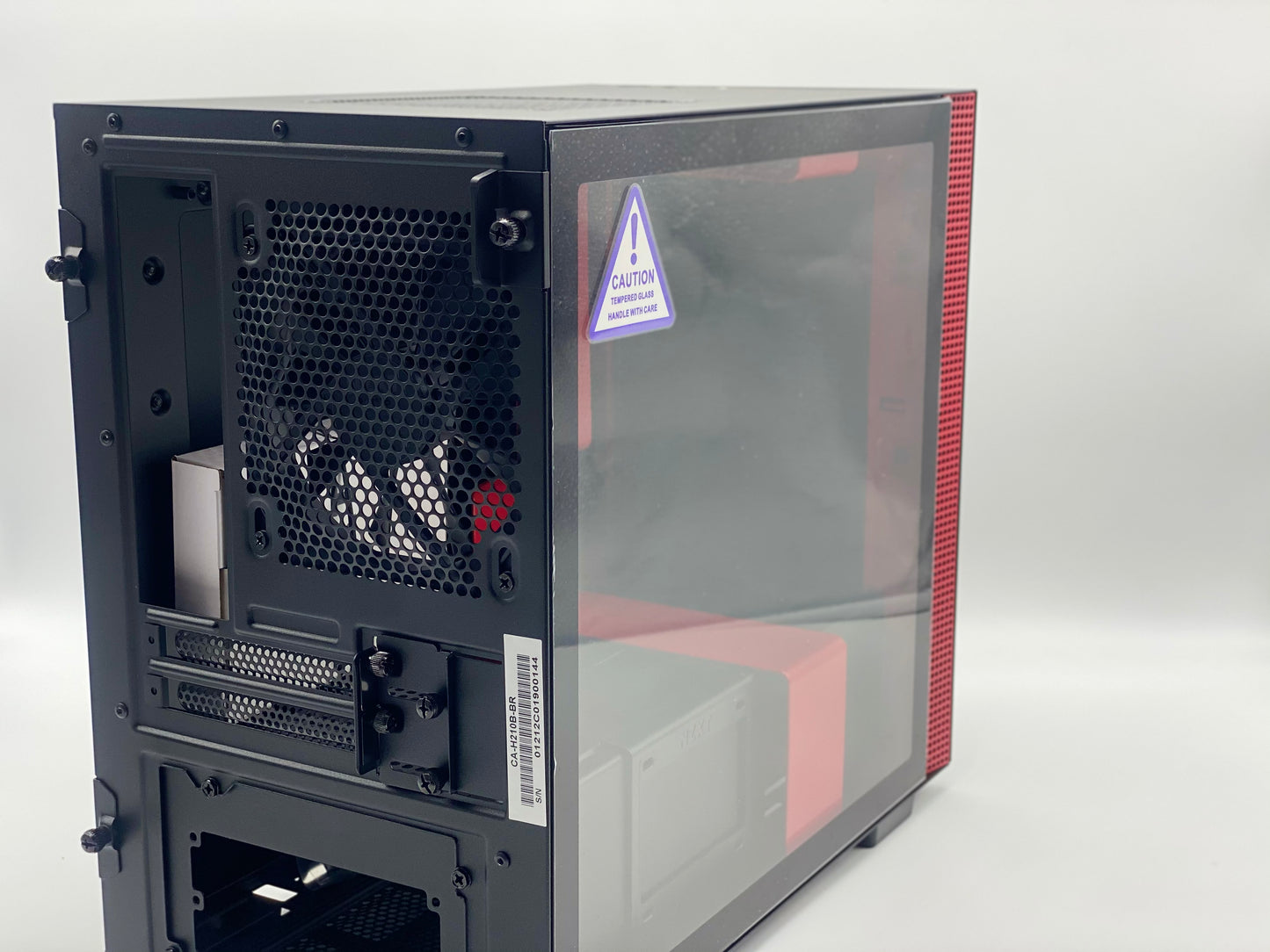 Boîtier PC Gaming Mini-ITX - Port I/O USB Type-C en Façade - Panneau Latéral en Verre Trempé neuf