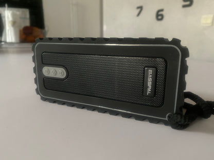 Enceinte Bluetooth Portable sans Fil, BassPal IPX7 étanche Enceinte avec Son stéréo, Basses améliorées, Lecture 12 Heures, Portée de 66 Pieds, Microphone Intégré pour Piscine Douche Radio