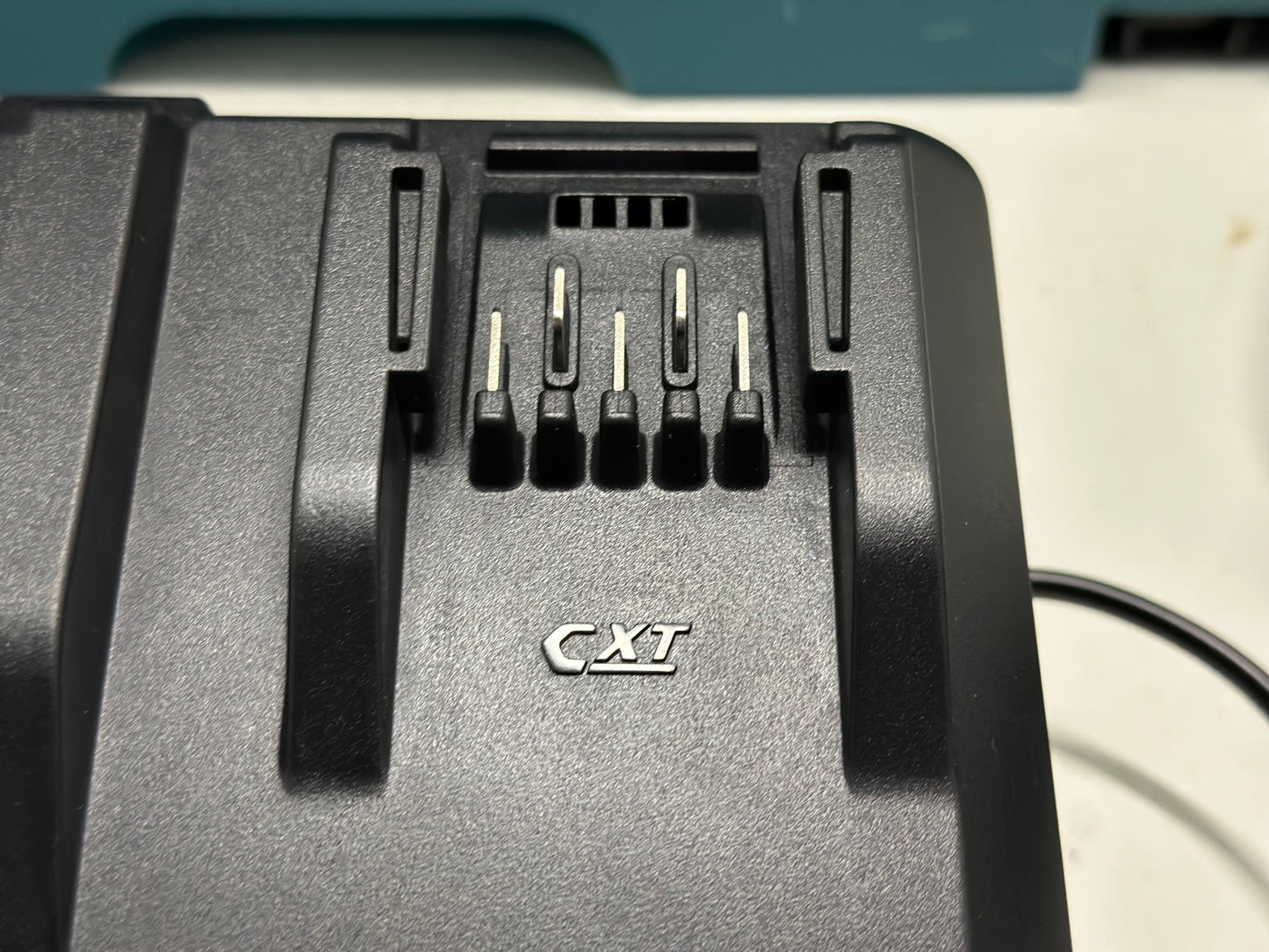 Perceuse 12V CXT Li-Ion Ø10 mm (1x2,0 Ah) dans le coffret - MAKITA DF333DWAE