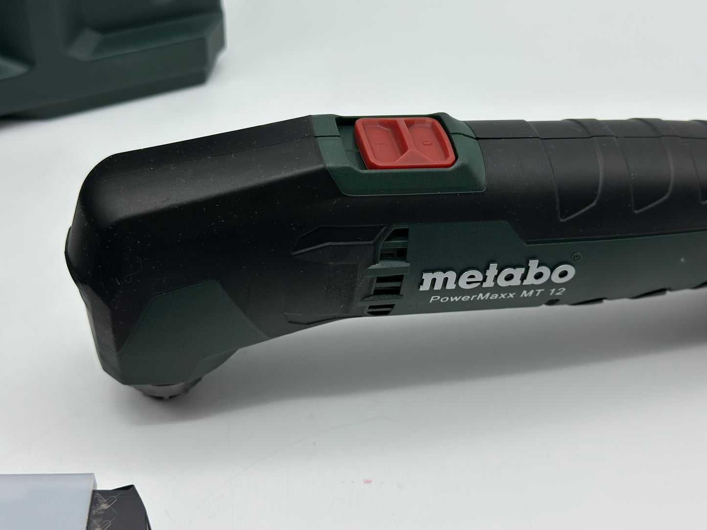 Metabo PowerMaxx MT 12 Outil multifonctions avec batterie LiPOWER 12 V (2 x 2 Ah)
