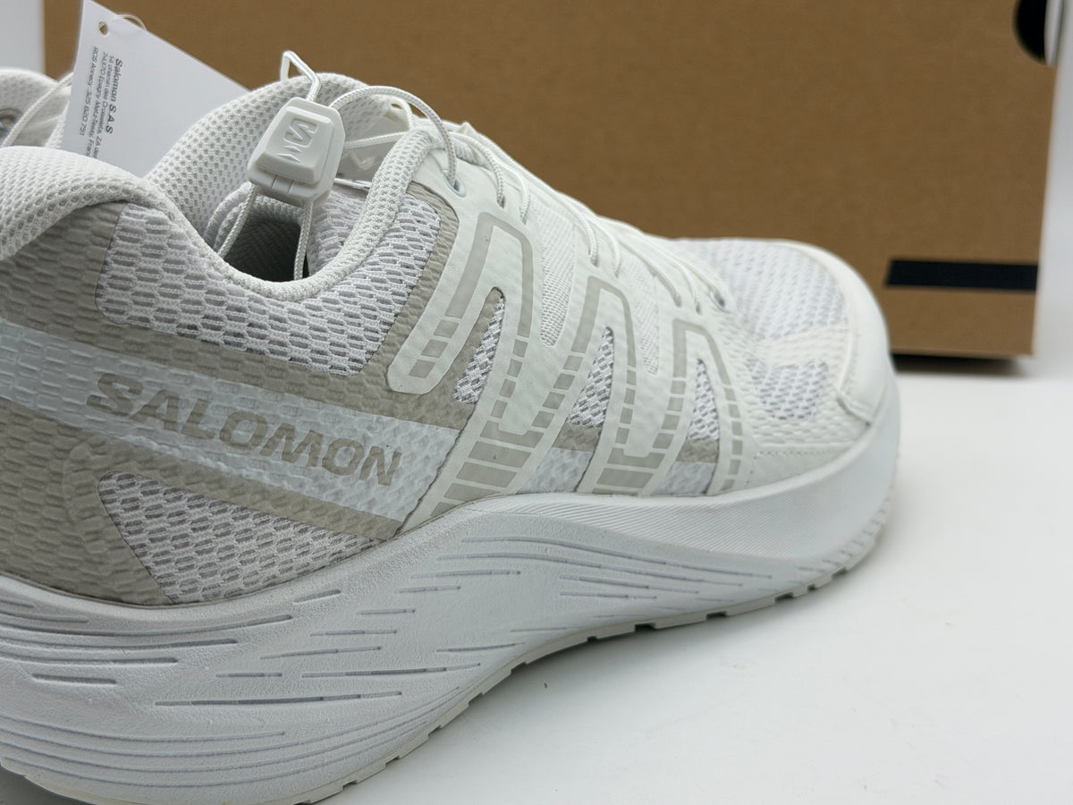 Chaussures de running Salomon blanches légères et confortables