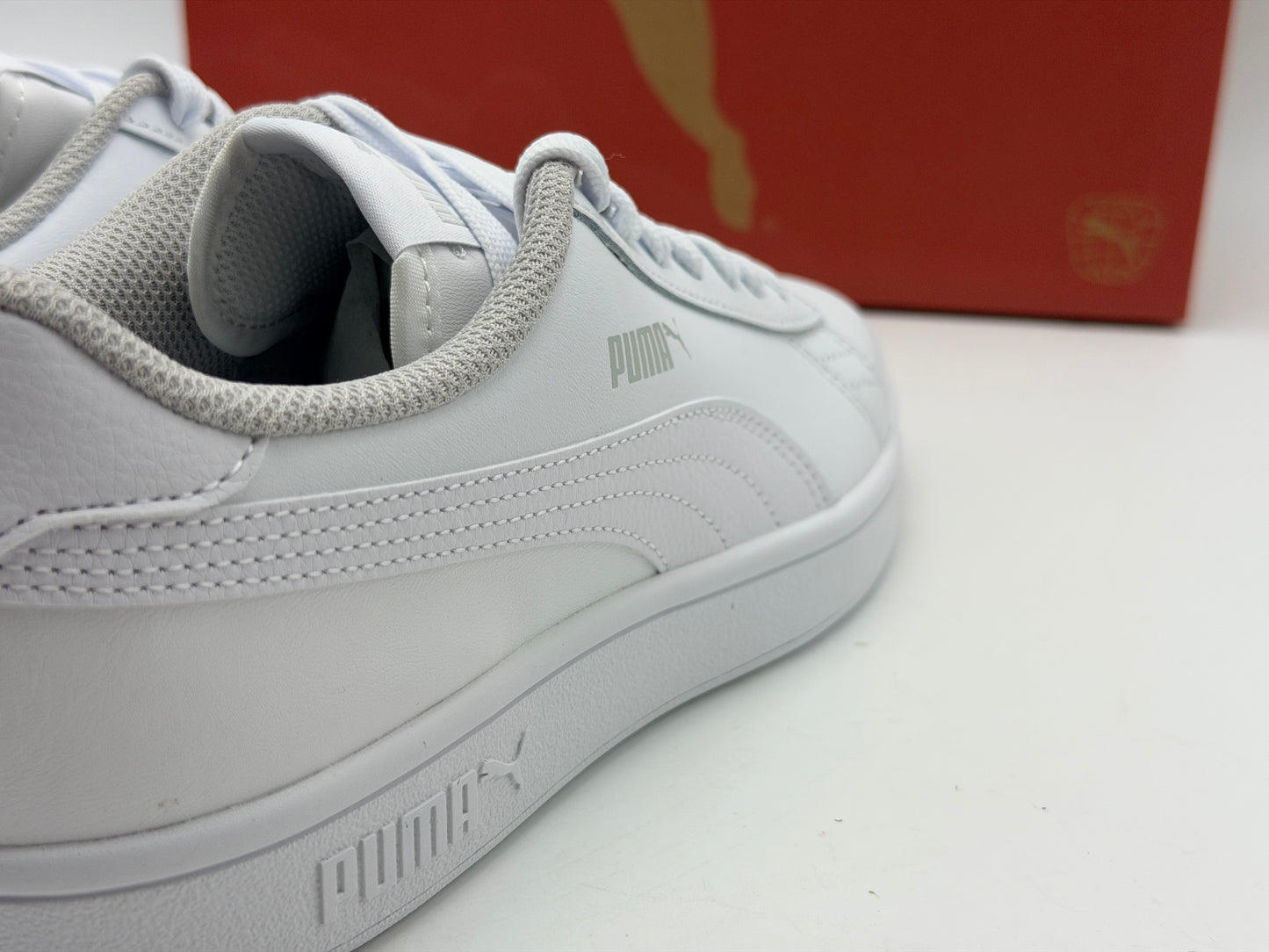 PUMA Unisex Smash V2 L2 jr -Top Sneakers