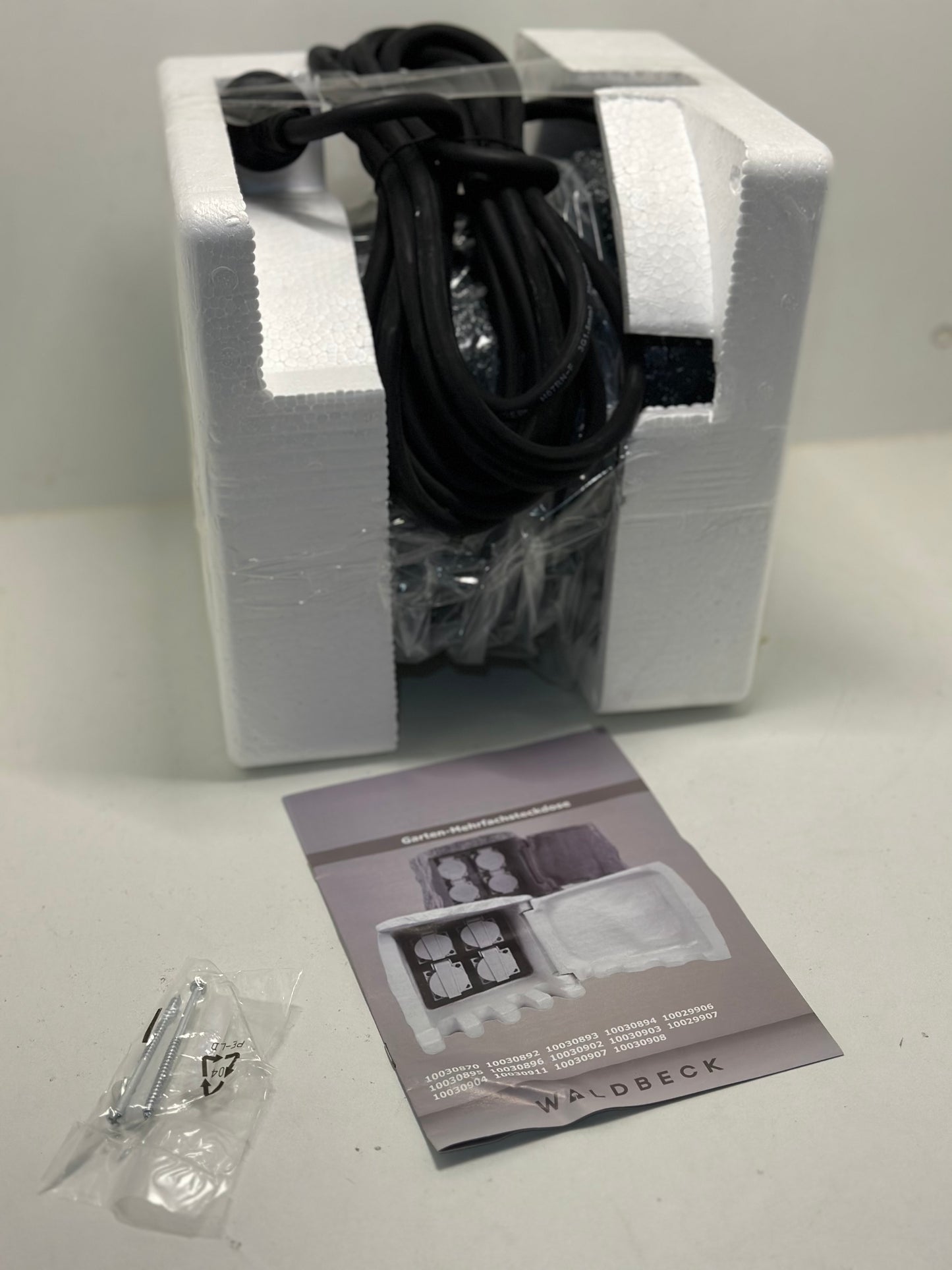 Prise Exterieure Etanche décoratif, 4 Prises 10A/2500W, ou 2 prises +prorgammateur ou Bluetooth