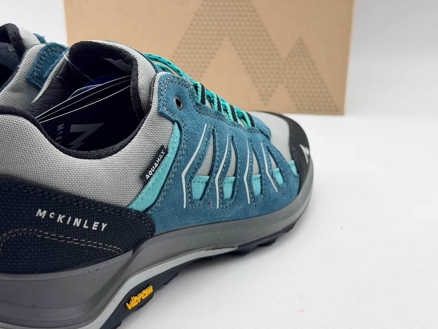 McKINLEY
CHAUSSURES DE TREKKING POUR FEMME MAGMUS AQX