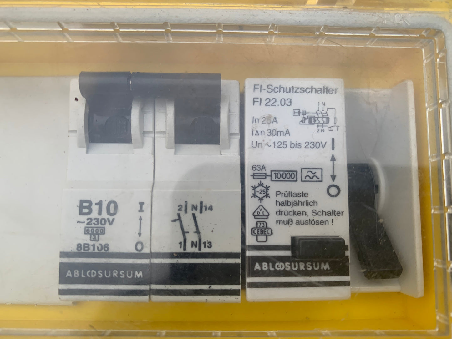 Cofret Rallonge électrique avec disjoncteur intégré et câble