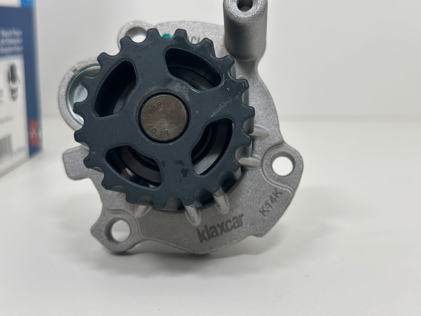 POMPE À EAU
Réf : 42117z pour Bugatti, seat, Audi, Skoda, Volkswagen