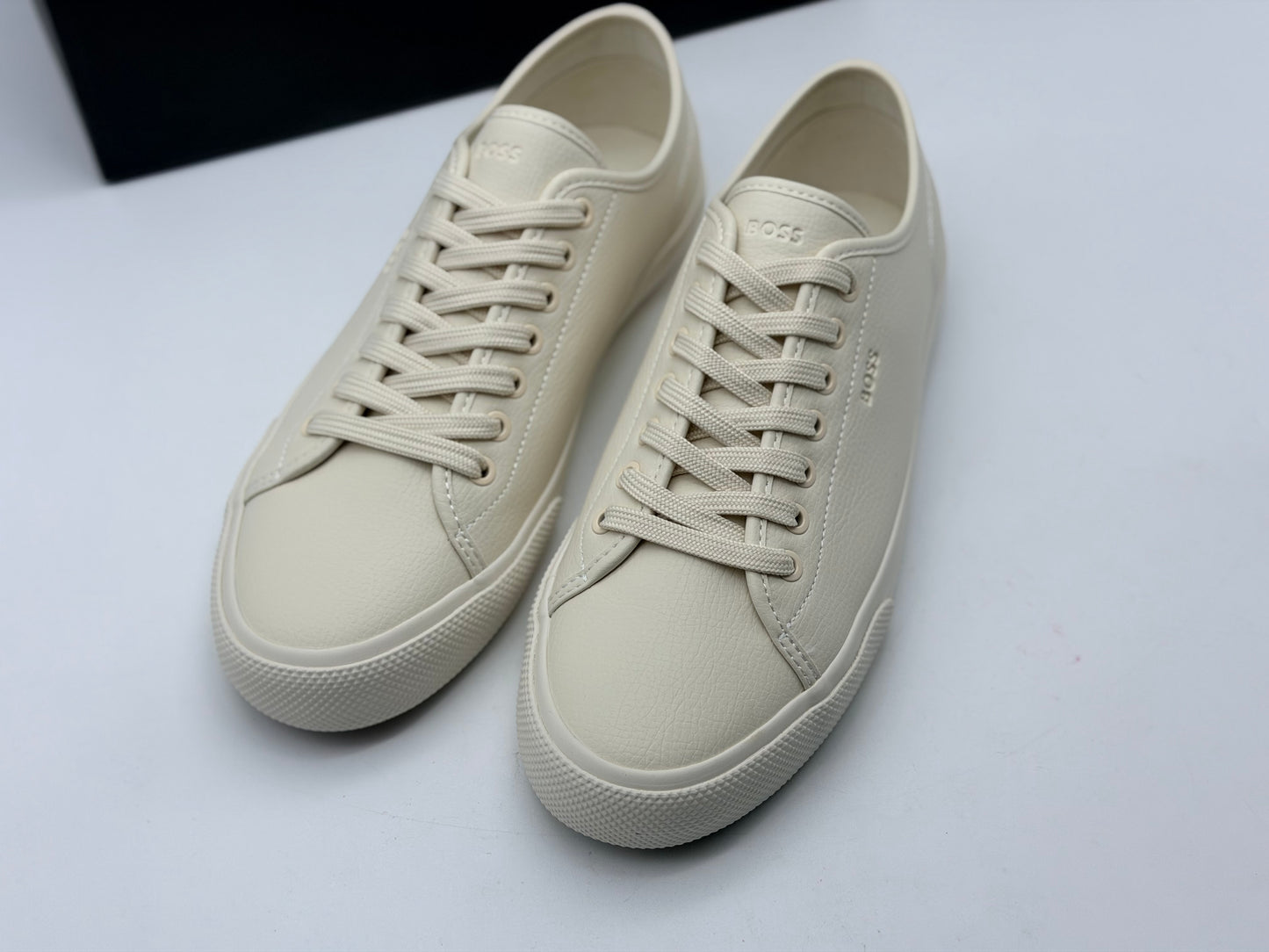 BOSS Hommes Aiden Tenn Baskets Basses en Similicuir grainé