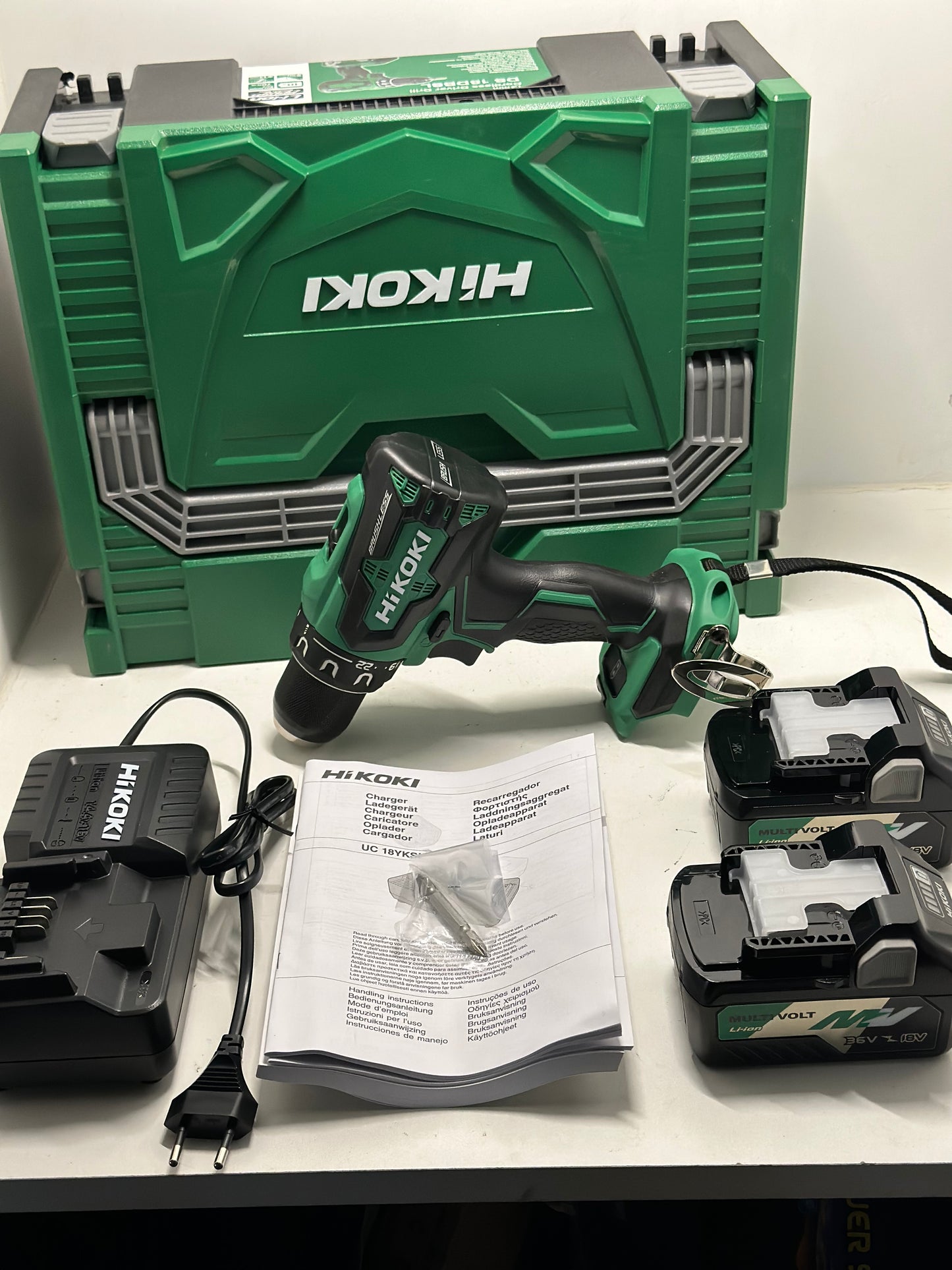 Perceuse-visseuse HIKOKI DS18DDWPZ Brushless 18V (2 x 5.0Ah) en coffret