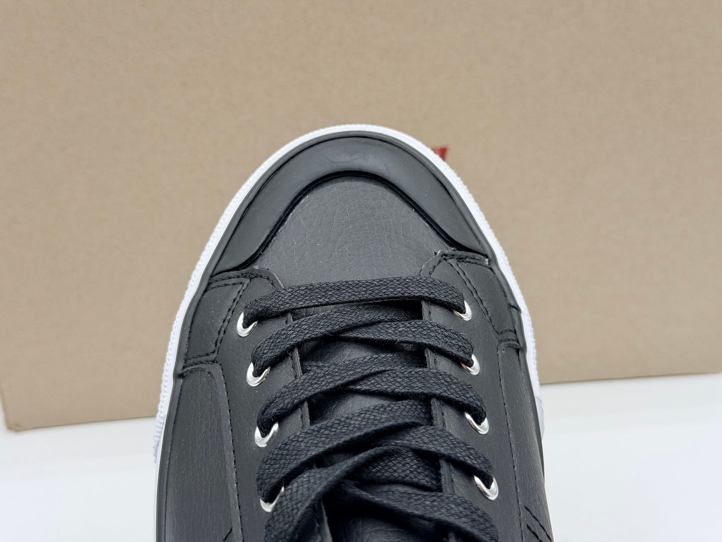 LEVI'S Baskets Hernandez Regular noir/blanc