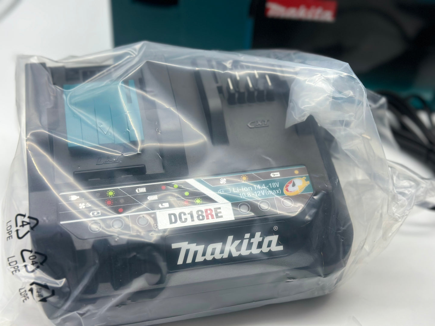 Perceuse 12V CXT Li-Ion Ø10 mm (1x2,0 Ah) + coffret