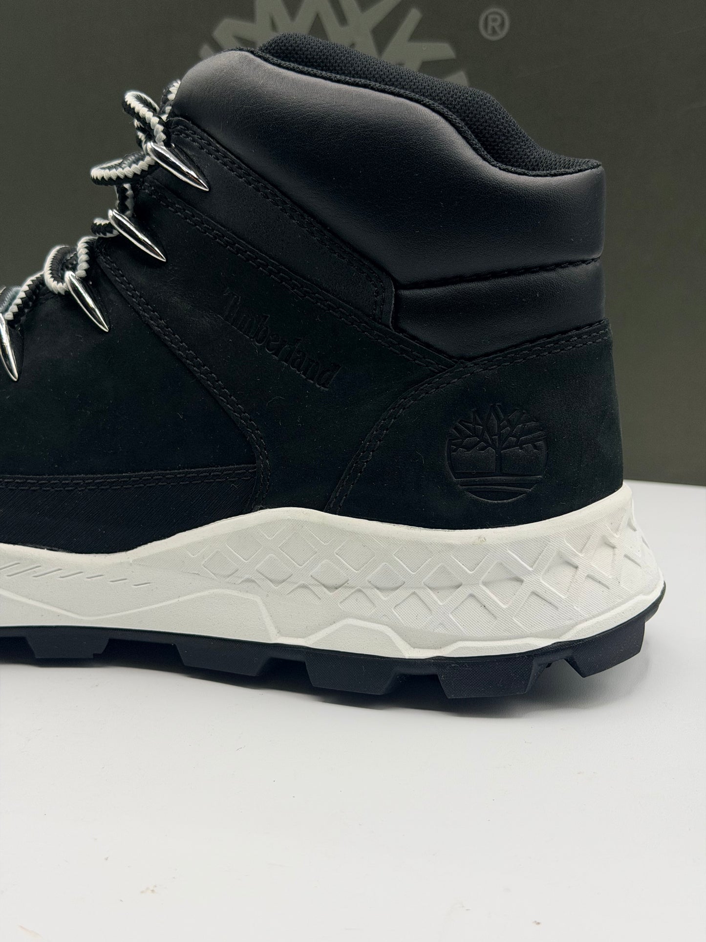 TIMBERLAND
Boots Brooklyn Mid Hiker A2P61 Black Nubuck