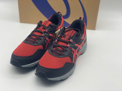 Chaussures Asics neuves et authentique taille 43,5