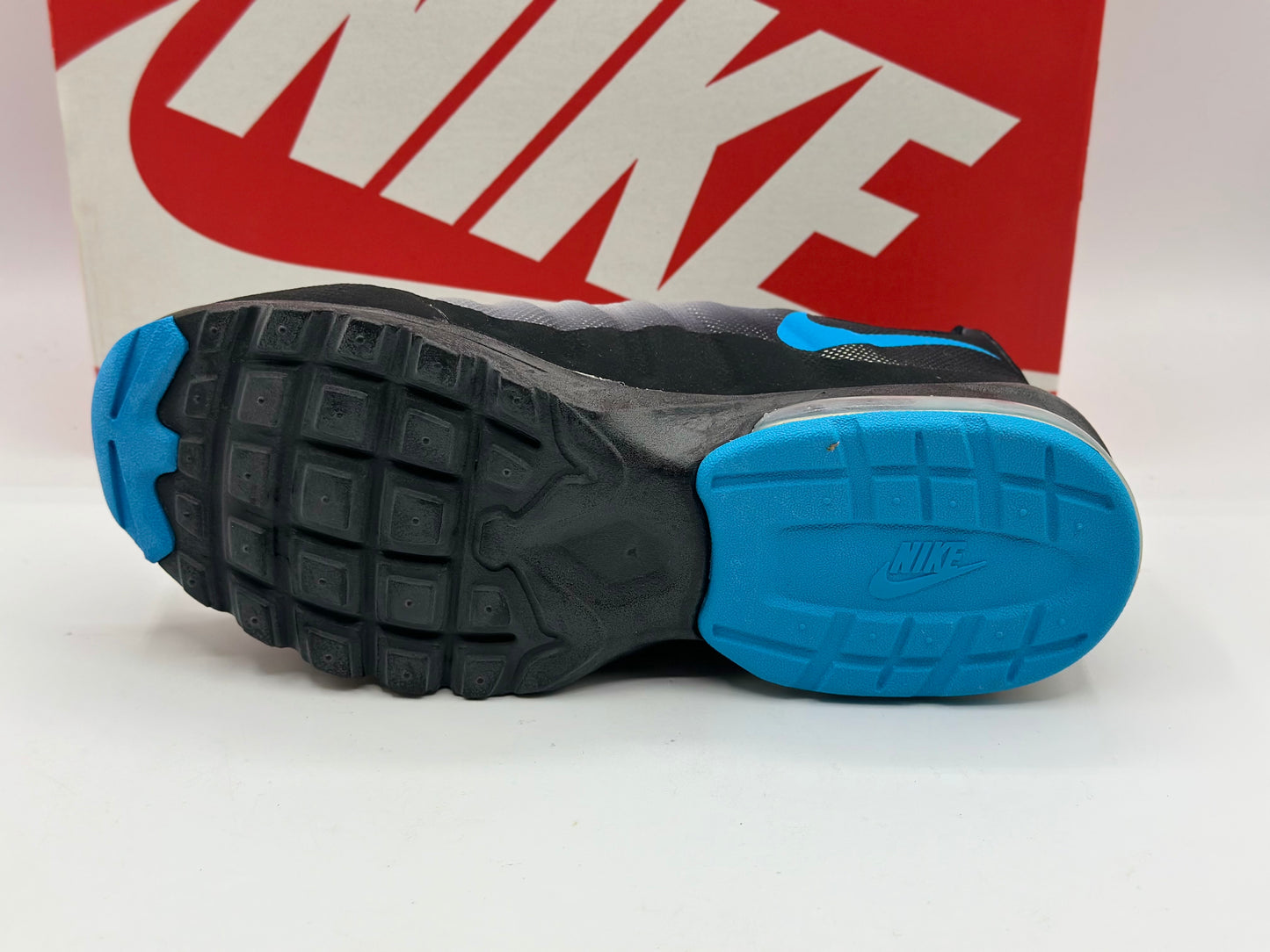 Nike Homme Air Max Invigor Chaussures de Sport