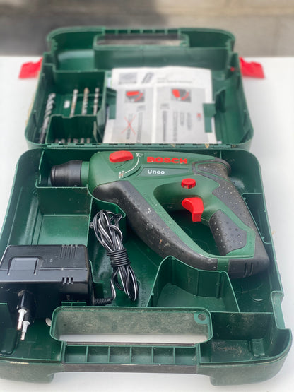 Perforateur UNEO de Bosch - Le Concentré de la puissance compact 3 en 1.